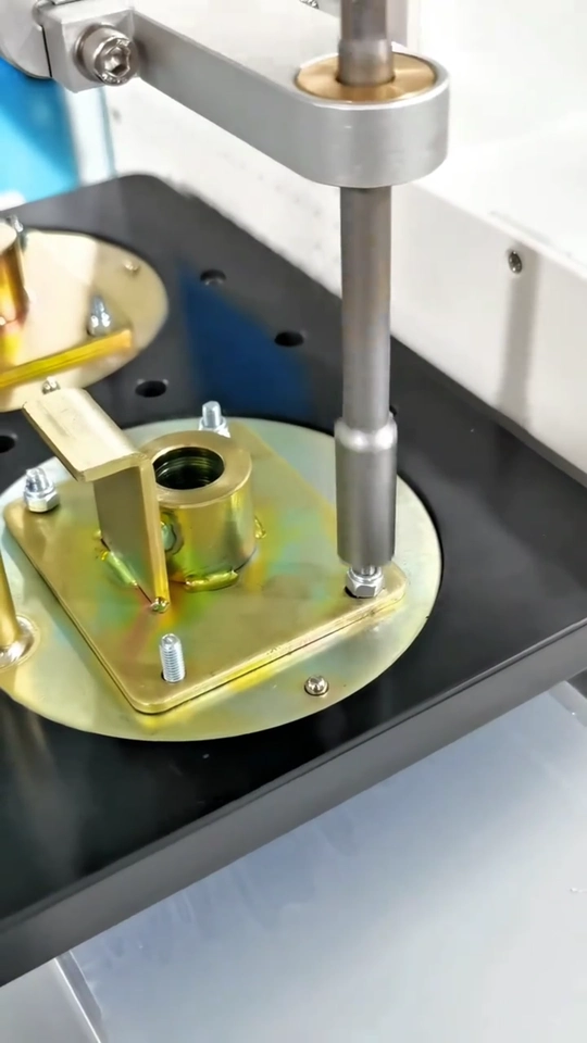 Desktop Fully Automatic Robotic Screw Locking Machine - Image 4