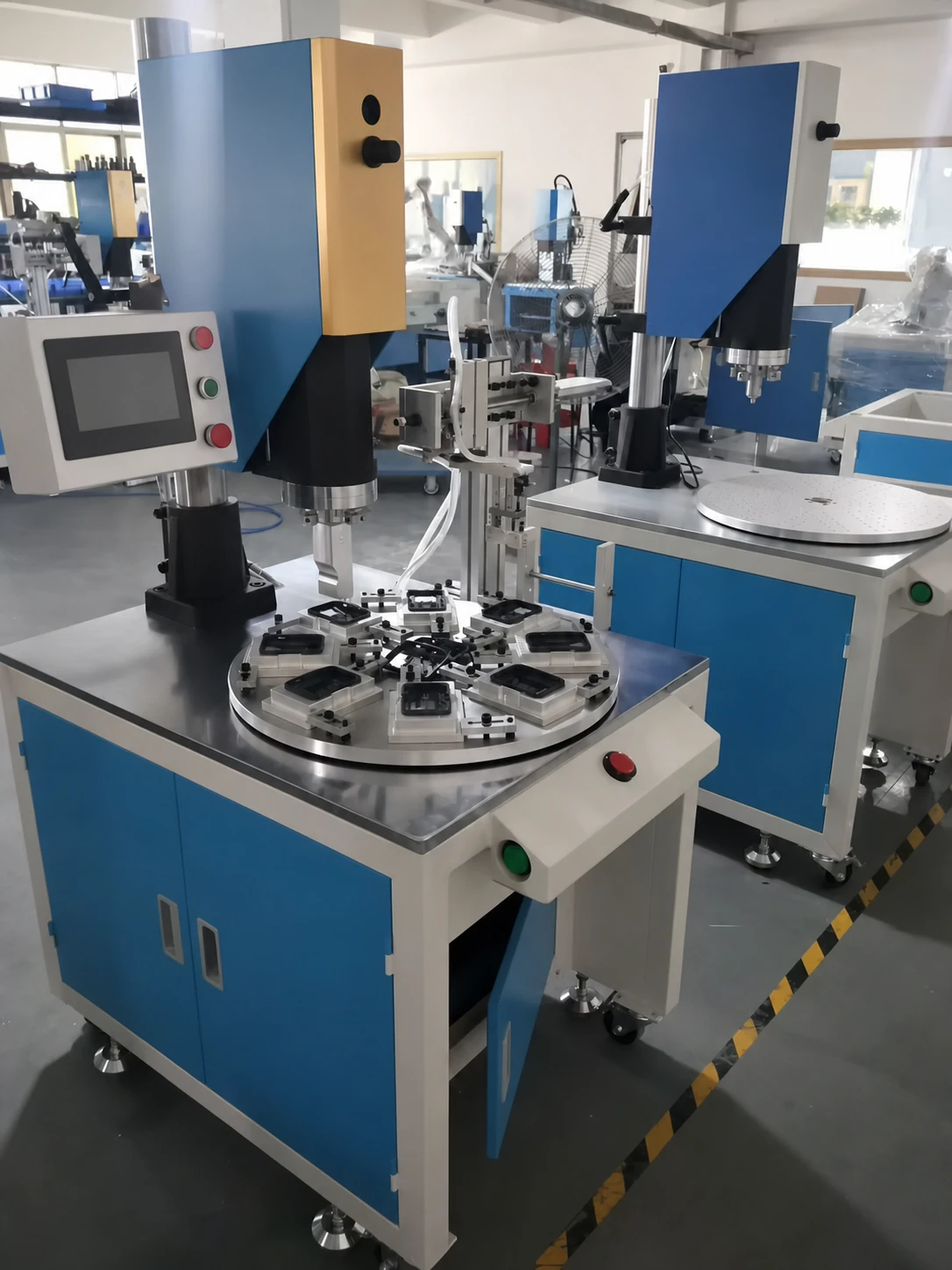 Multi-Station Ultrasonic Rotary Welding Machine